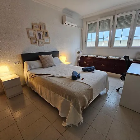 Granja - A 5 Min De La Playa Apartamento