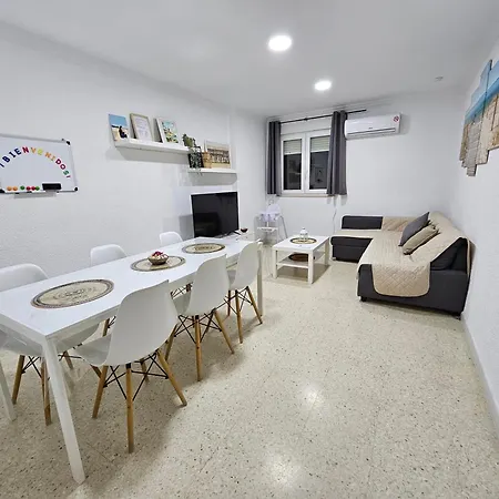 Granja - A 5 Min De La Playa Apartment